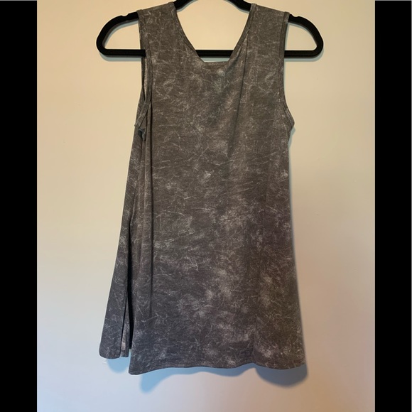 NWT LuLaRoe Perfect Tank - Picture 2 of 6